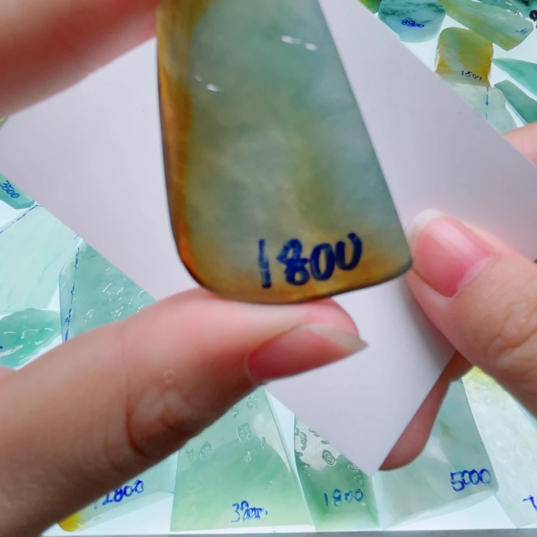 定制翡翠未镶嵌翡翠