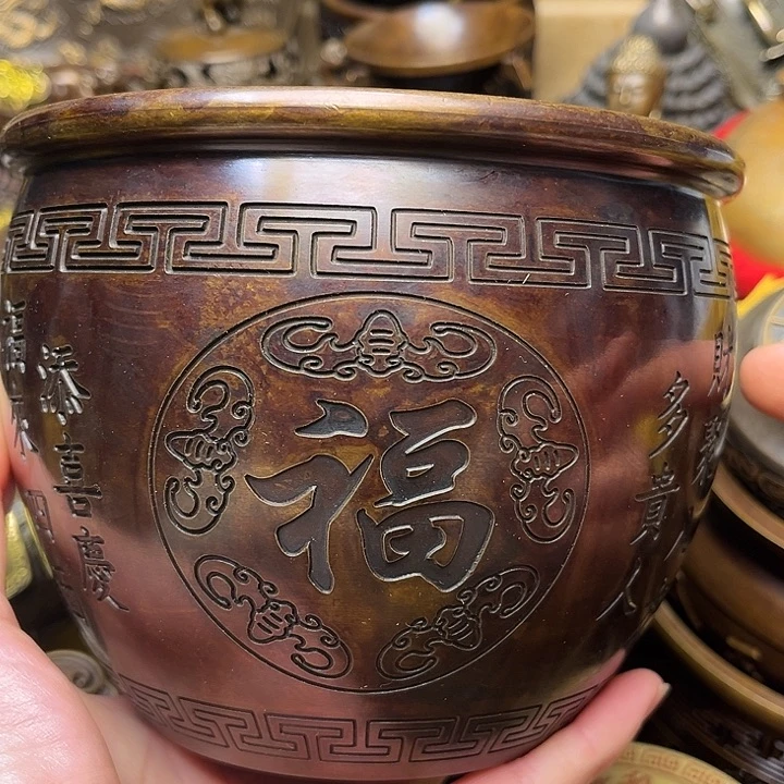 精美铜器批发档口