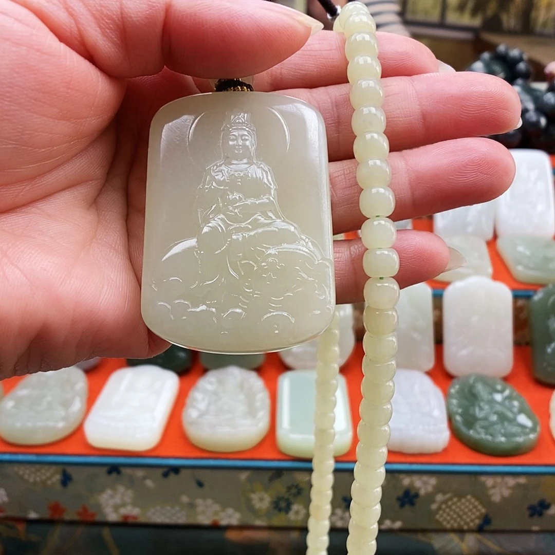 颈饰未镶嵌和田玉3*雨