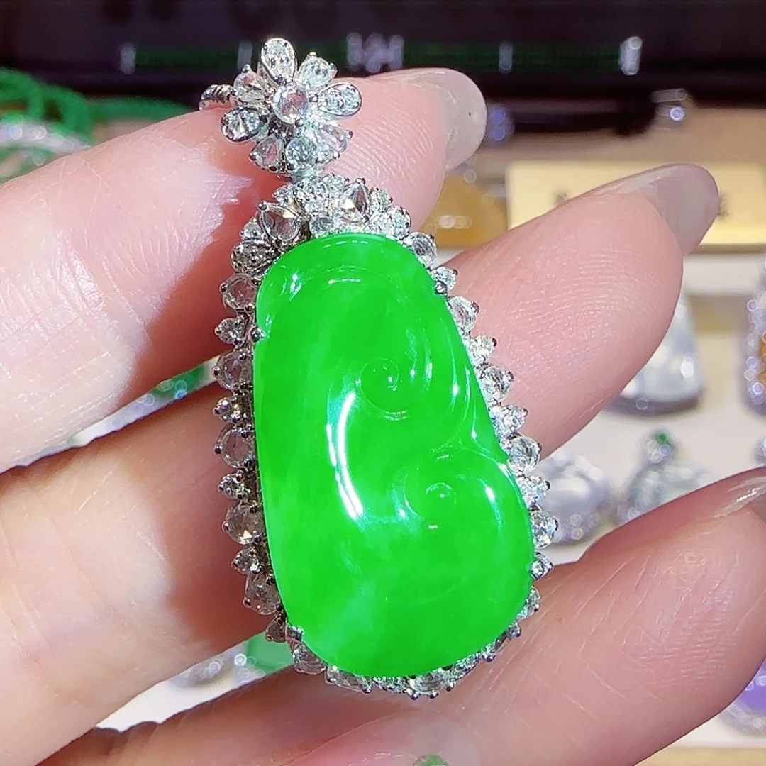 翡翠18K金镶嵌吊坠(不含链)