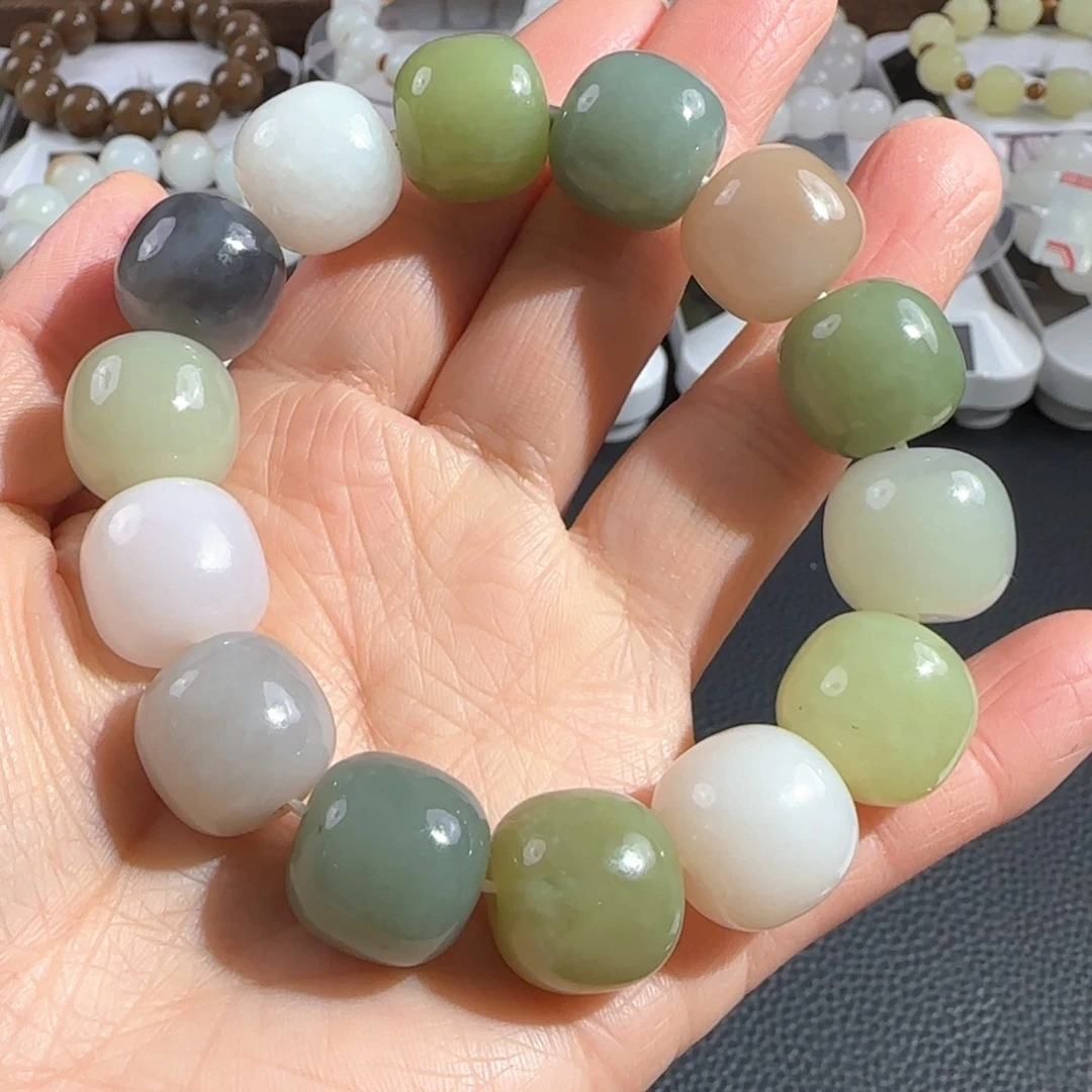 和田玉手串未镶嵌