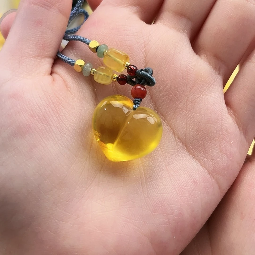 未镶嵌琥珀裸石蜜蜡爱心