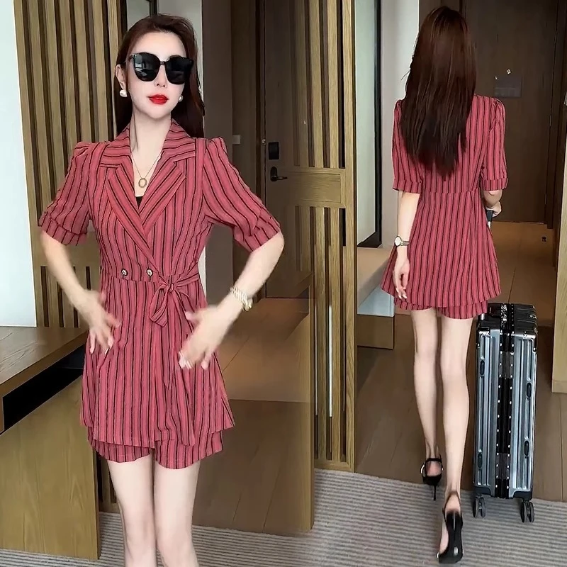 高品质条纹套装女夏新款洋气质收腰显瘦西装短袖高腰阔腿裤两件套