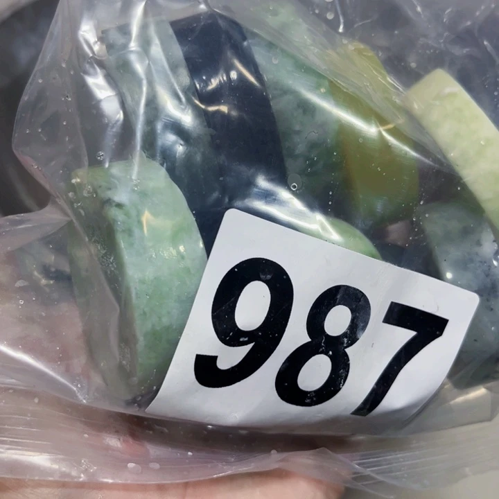 蛇纹石玉未镶嵌岫玉