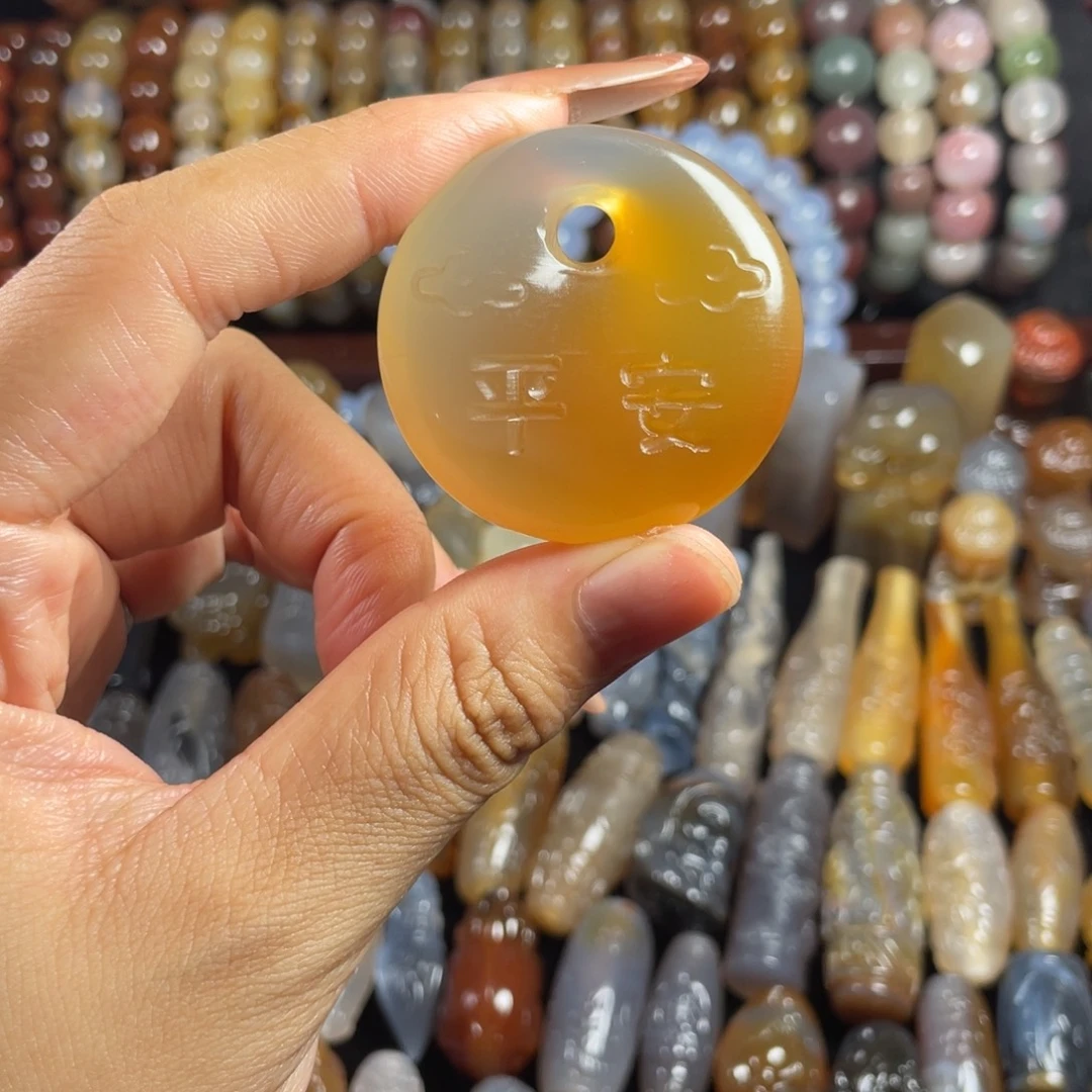 玛瑙/玉髓未镶嵌珠宝奇石