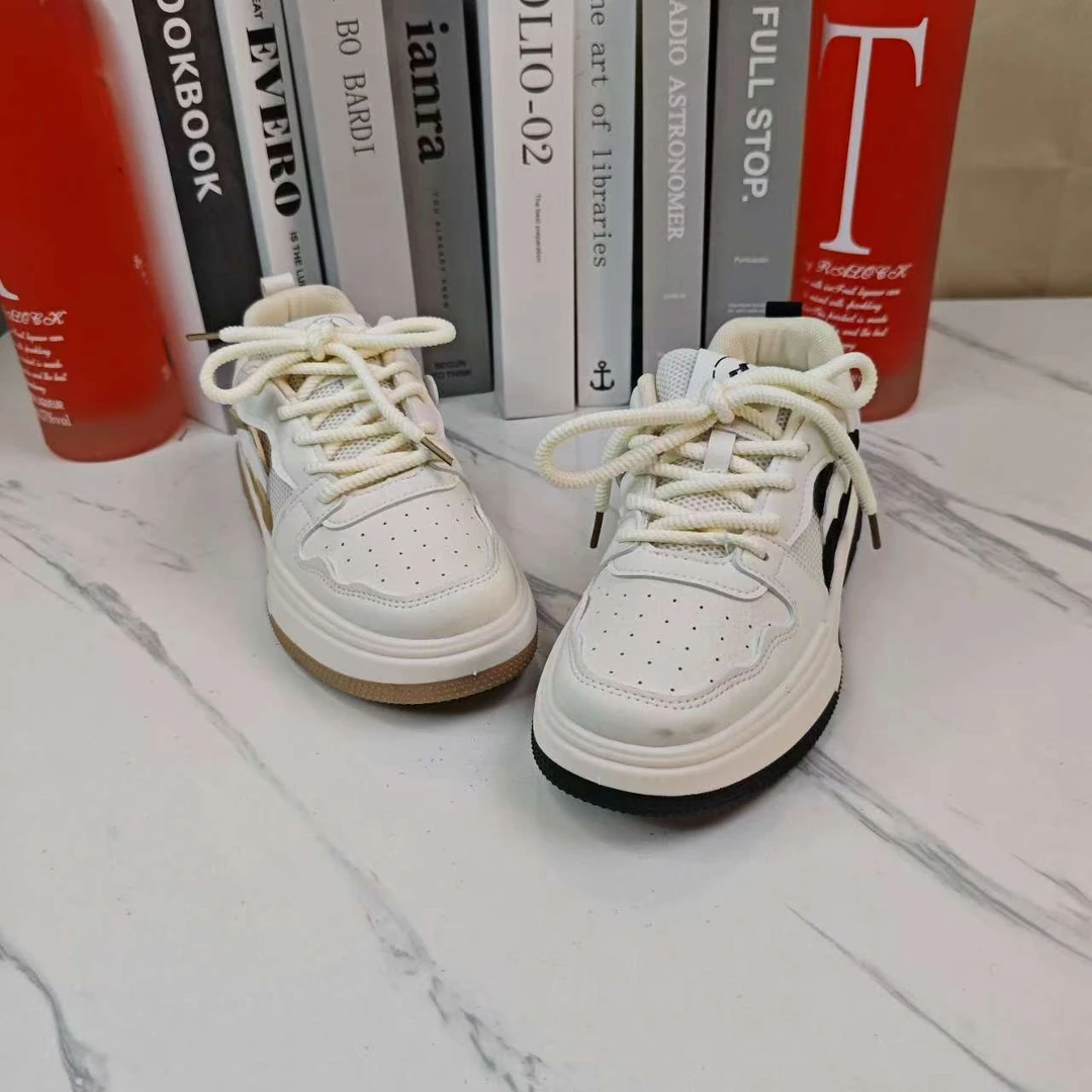 休闲板鞋bra小白鞋072