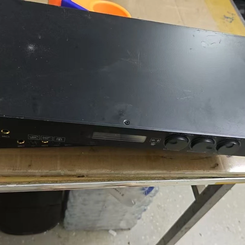 8新  效果器一台，不包邮