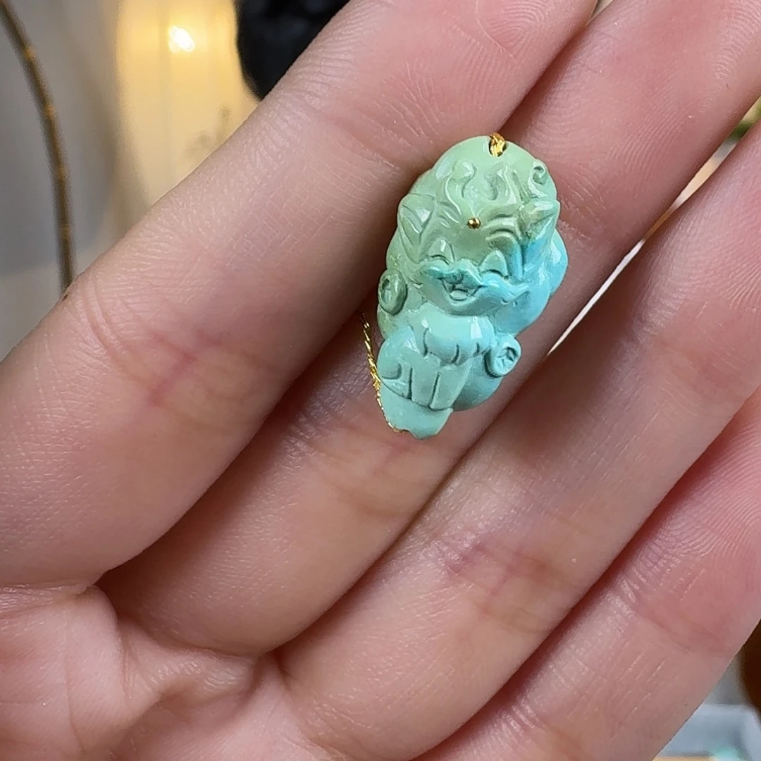 绿松石未镶嵌挂件