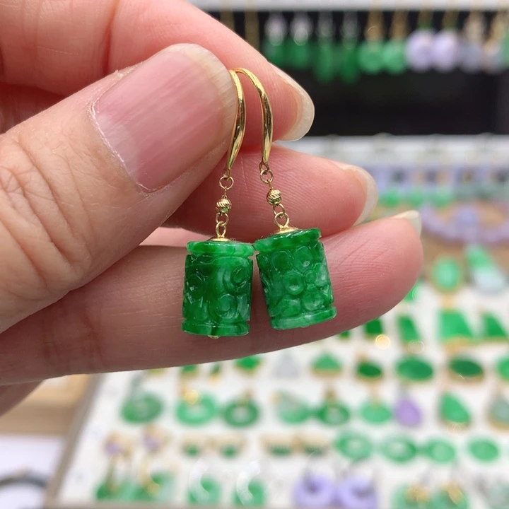 翡翠18K金镶嵌耳饰