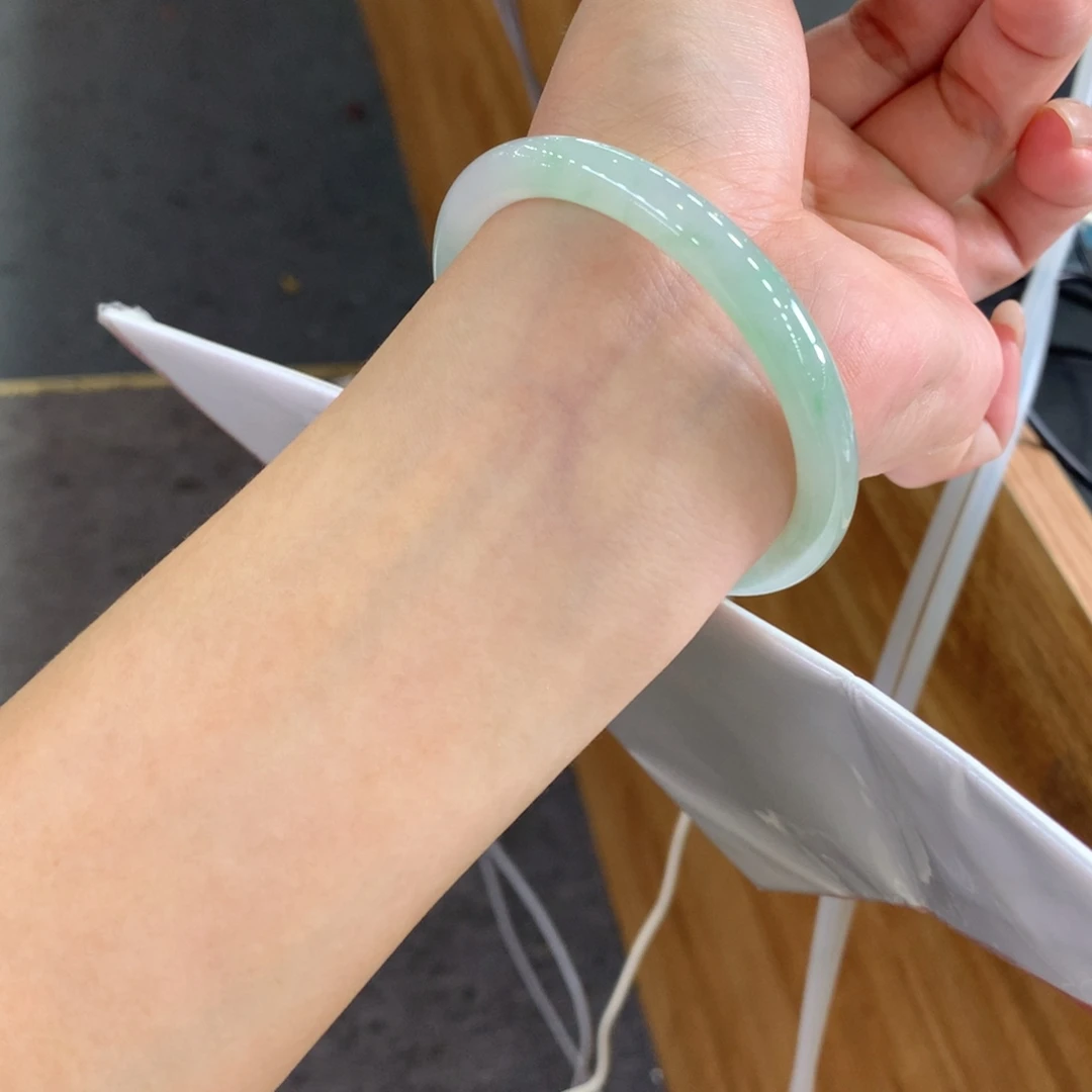 翡翠未镶嵌手镯天然Ａ货翡翠54/55