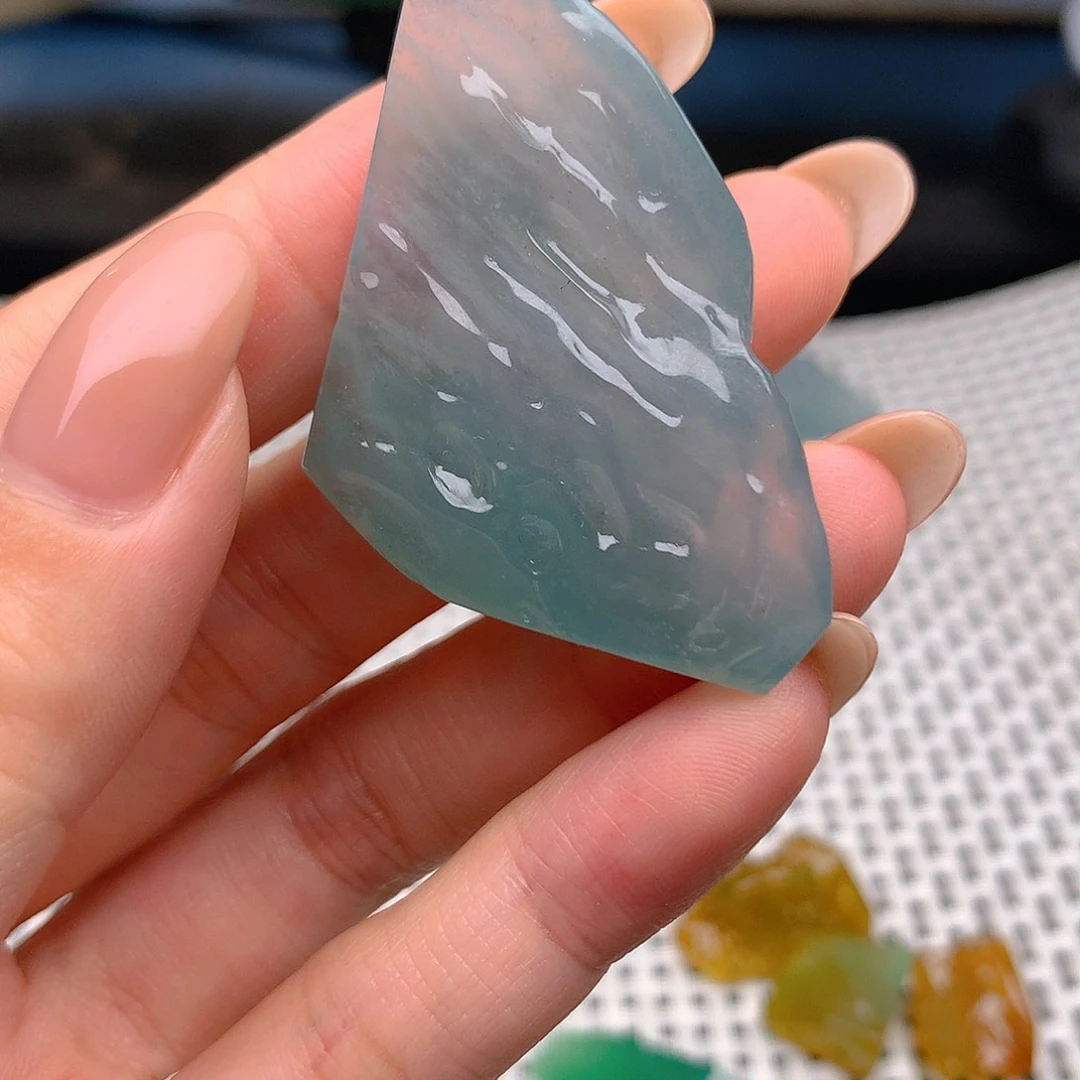 定制翡翠未镶嵌不退不换