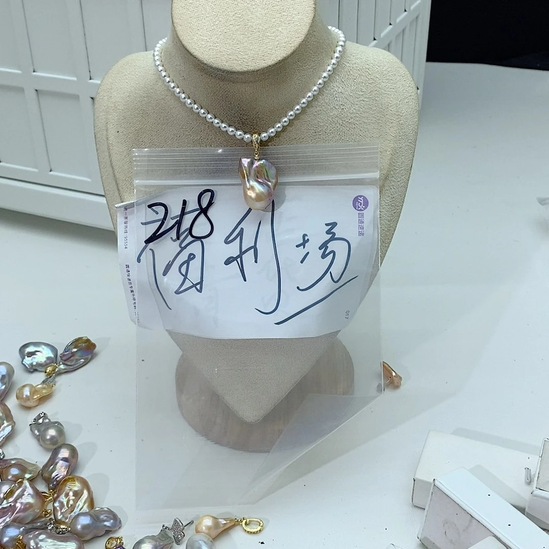 淡水珍珠颈饰合金