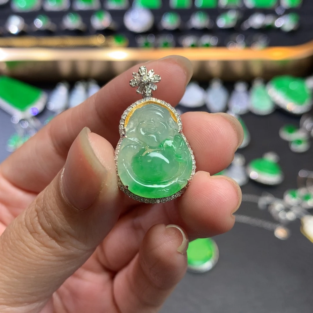 翡翠吊坠(不含链)18K金镶嵌