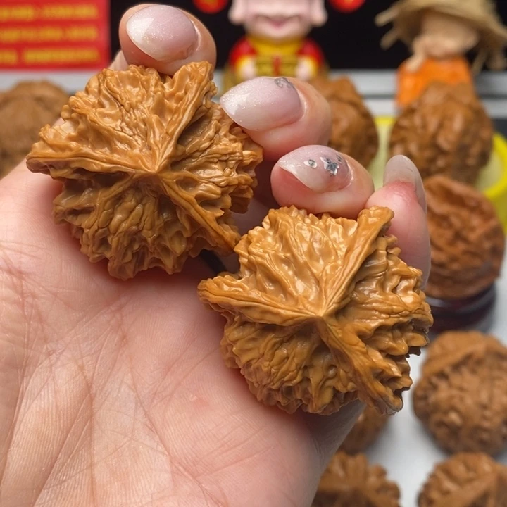 核桃文玩核桃盘山三棱矮桩38尺