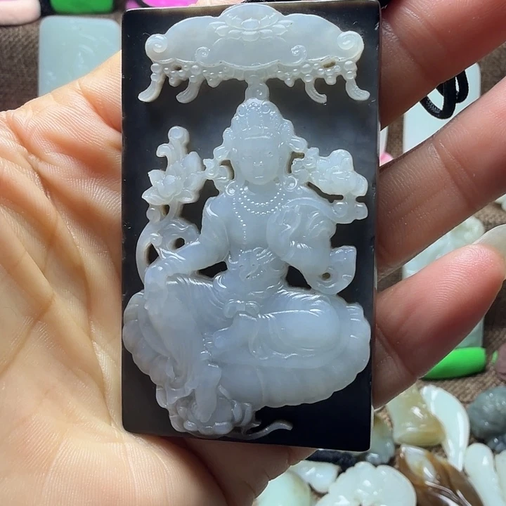 和田玉（糖玉）未镶嵌挂件