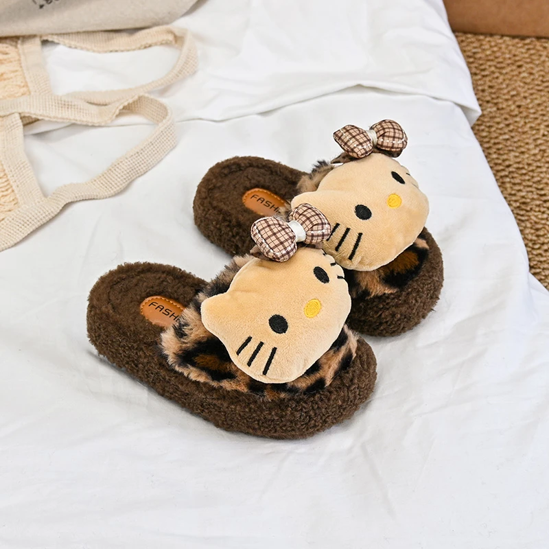 秋冬新款KT猫棉鞋女童保暖男拖鞋外穿时尚穿搭防滑增高包头棉拖鞋