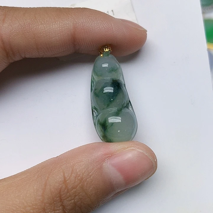 颈饰18K金镶嵌翡翠天然翡翠