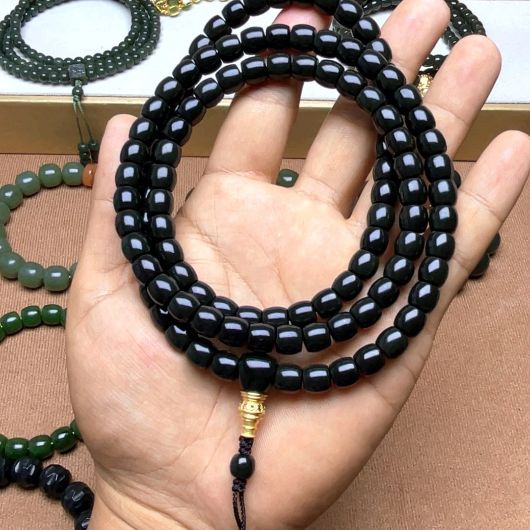 龙***豹未镶嵌手链和田玉