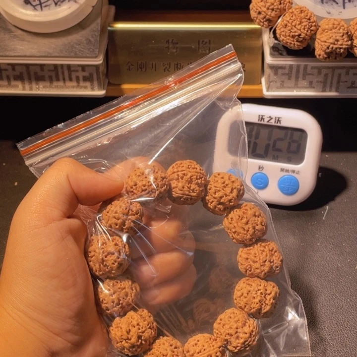 L***️金刚菩提手串这个
