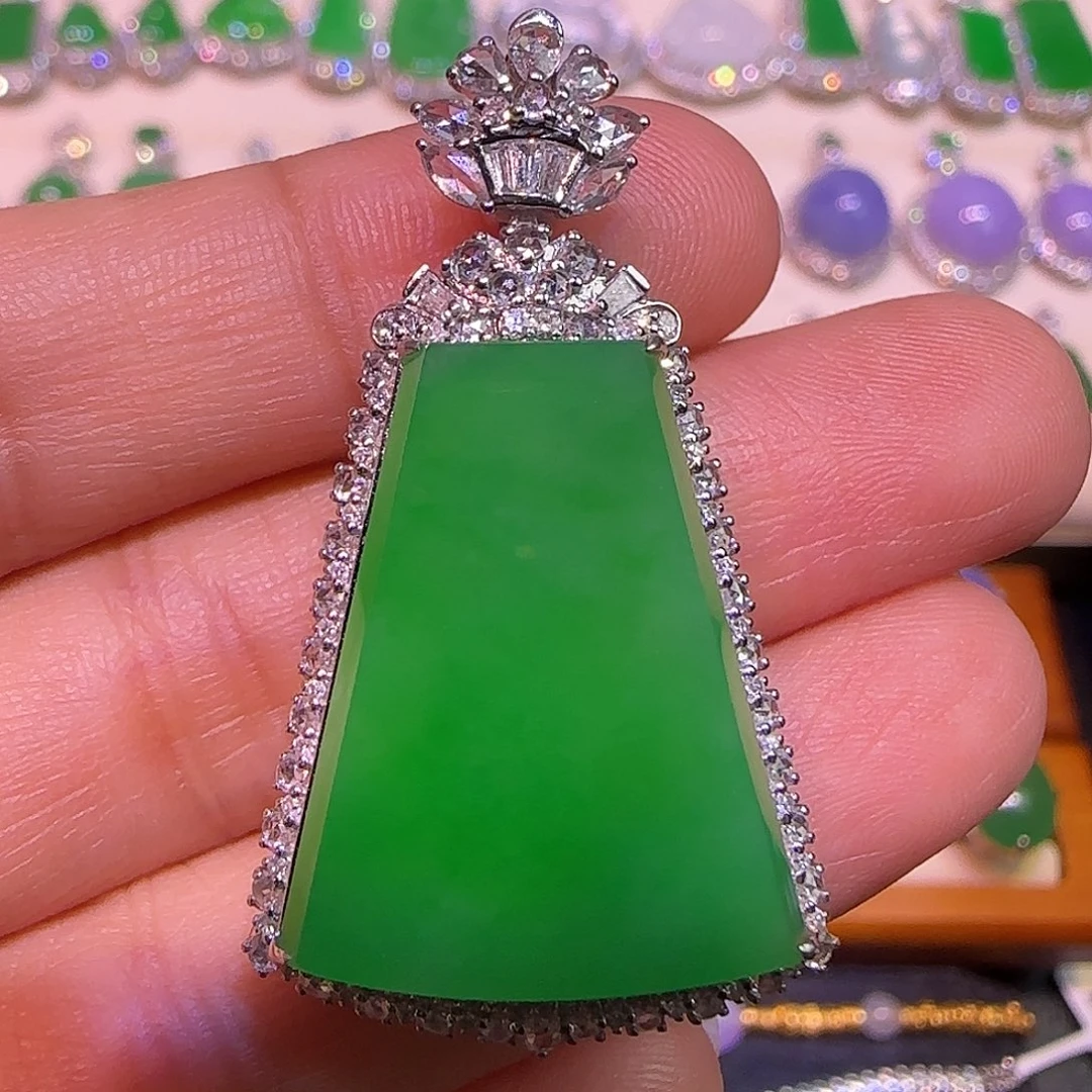 翡翠18K金镶嵌吊坠(不含链)