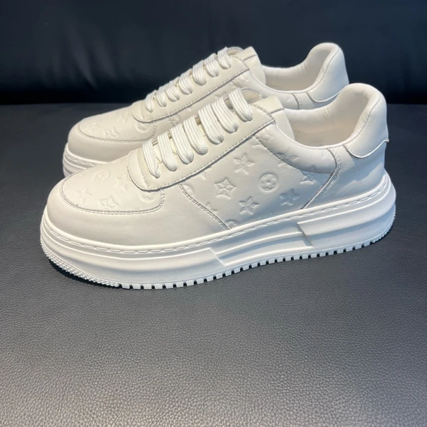 百搭男士休闲板鞋小白鞋四季春秋夏潮鞋厚底潮流韩版时尚