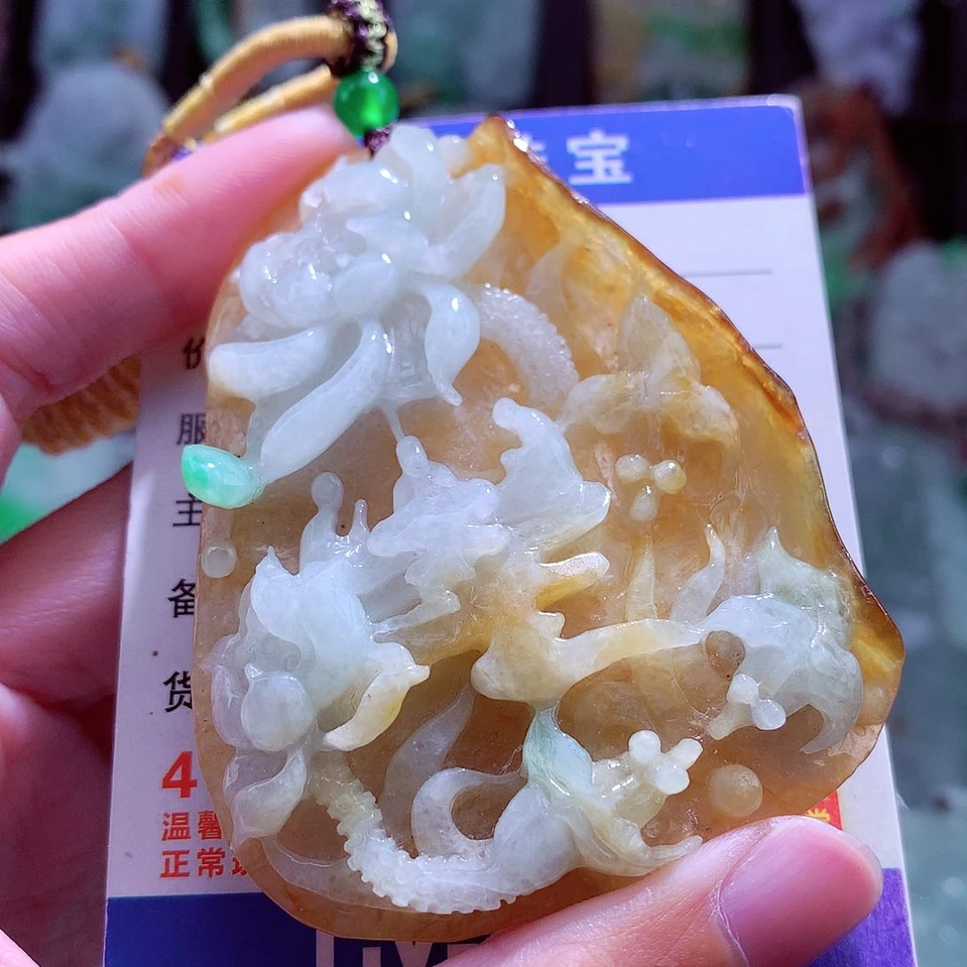 颈饰未镶嵌翡翠天然