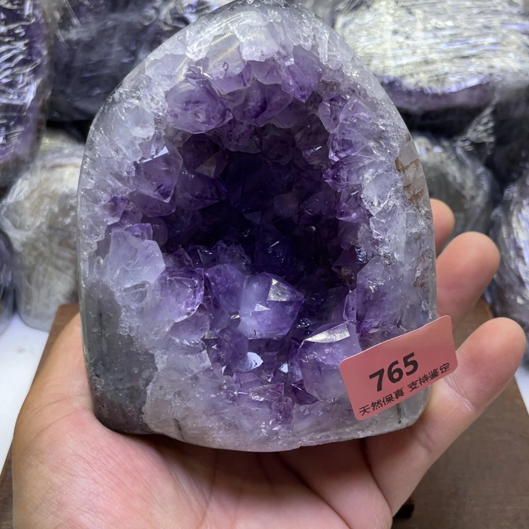未镶嵌水晶大型摆件（非配饰）