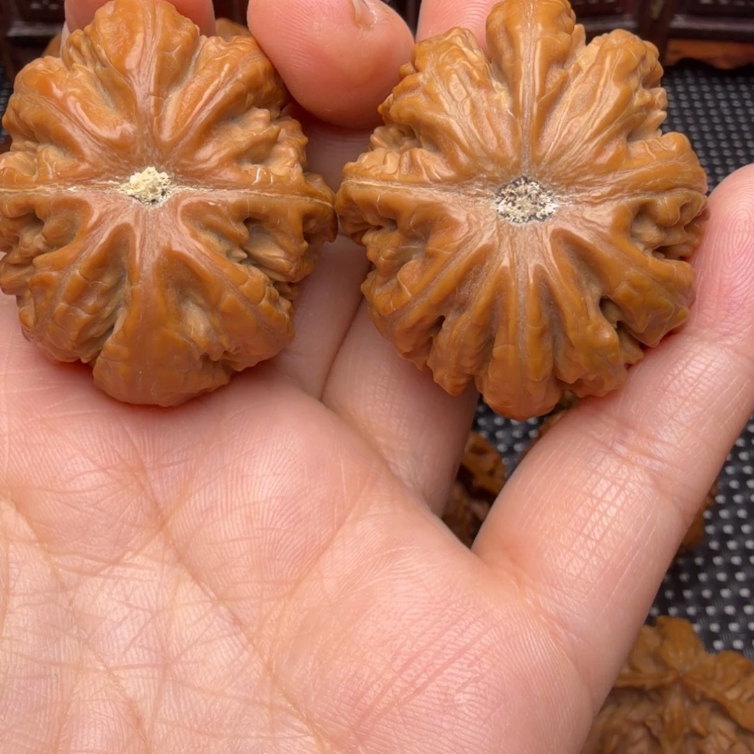 拼***搏吊坠文玩核桃金尊元宝19