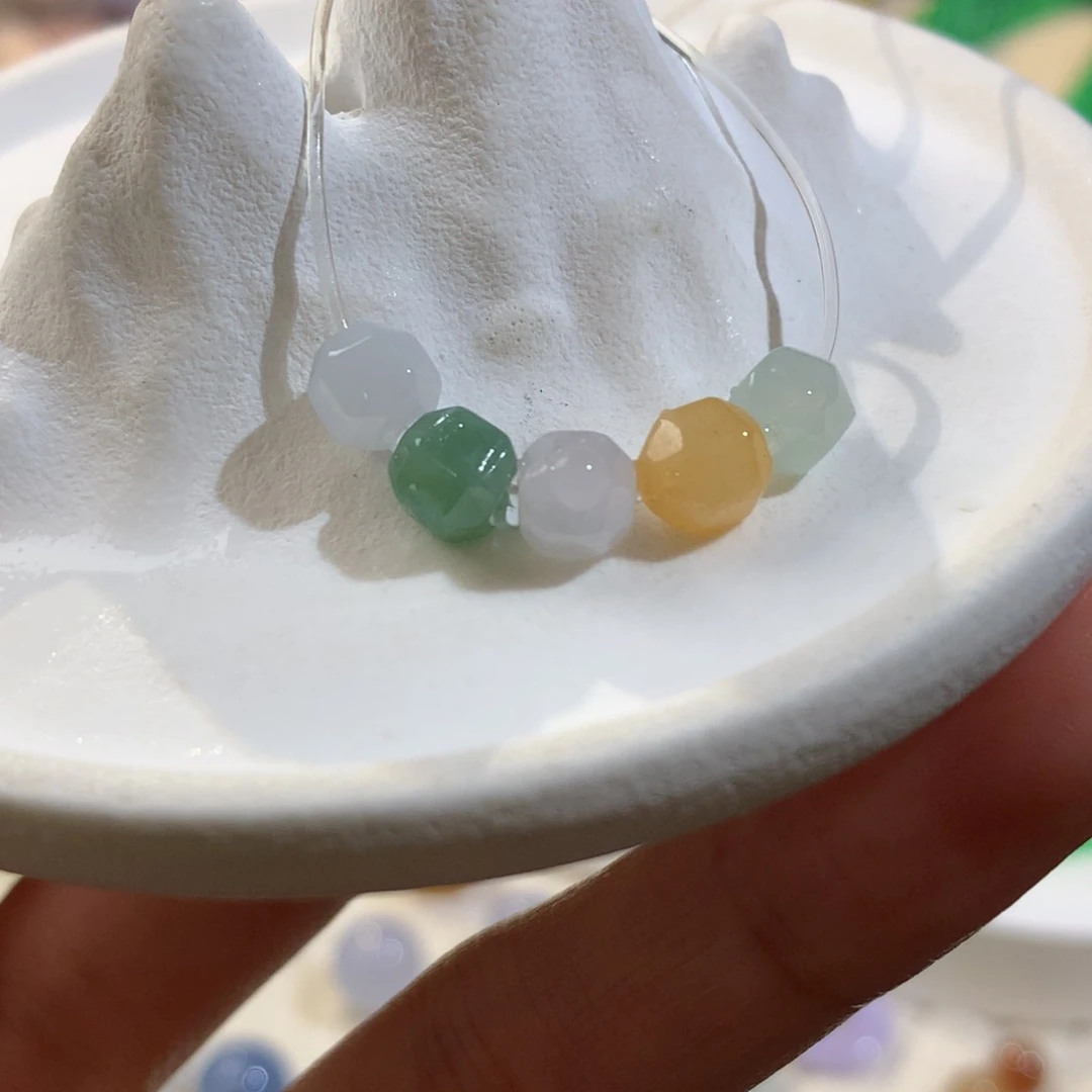 翡翠散珠开播福利