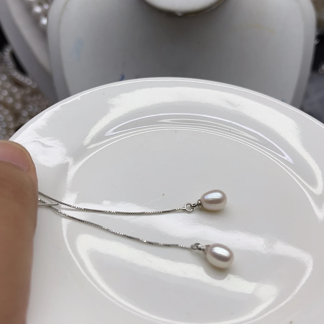 钛钢淡水珍珠项链