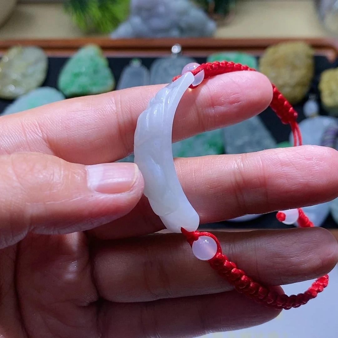 【闪购商品】翡翠颈饰未镶嵌手牌