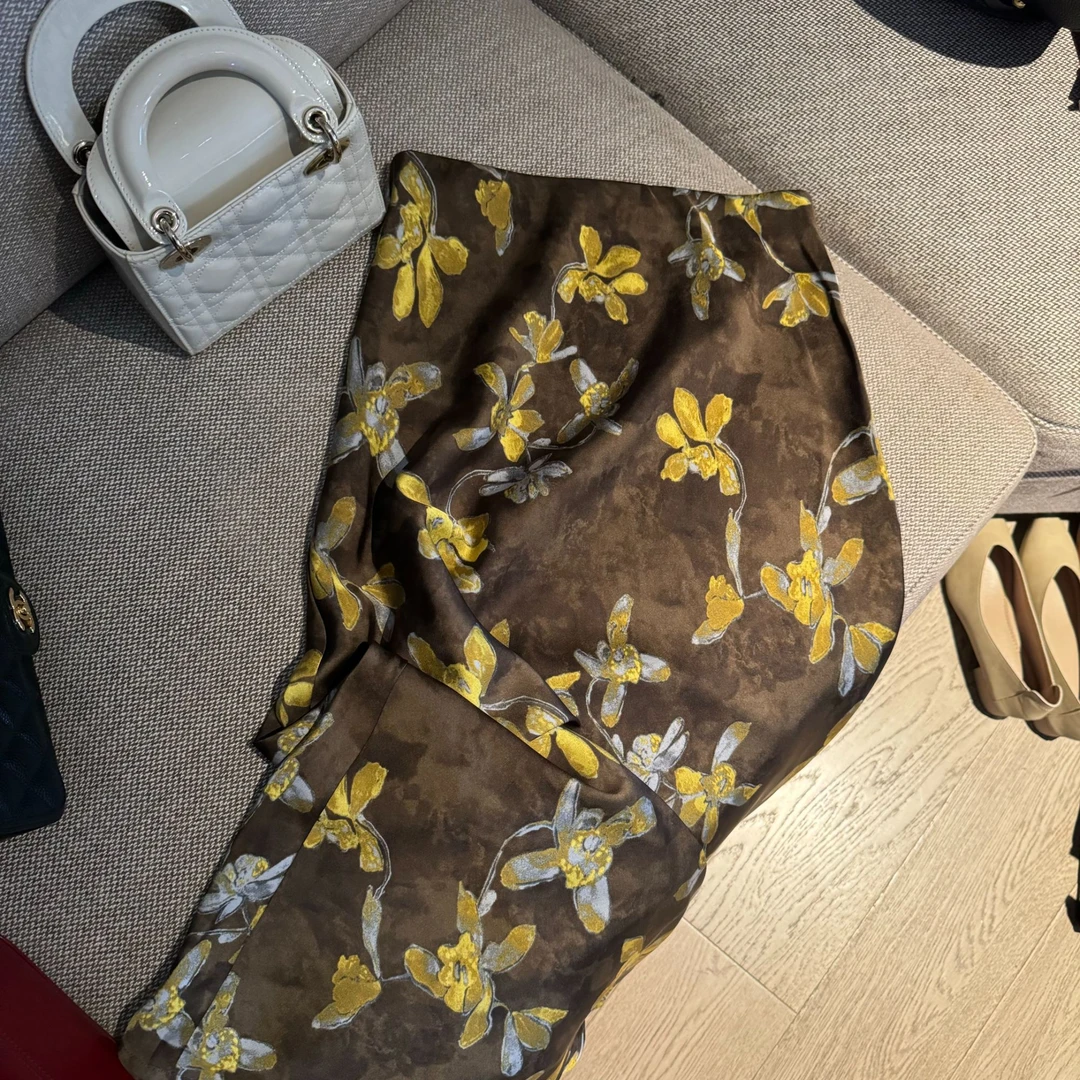 阿黎精选-------高定夏季洋气显瘦垂感黄花半身裙