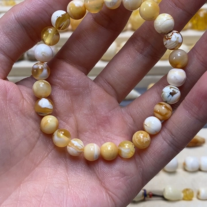 未镶嵌琥珀珠宝奇石