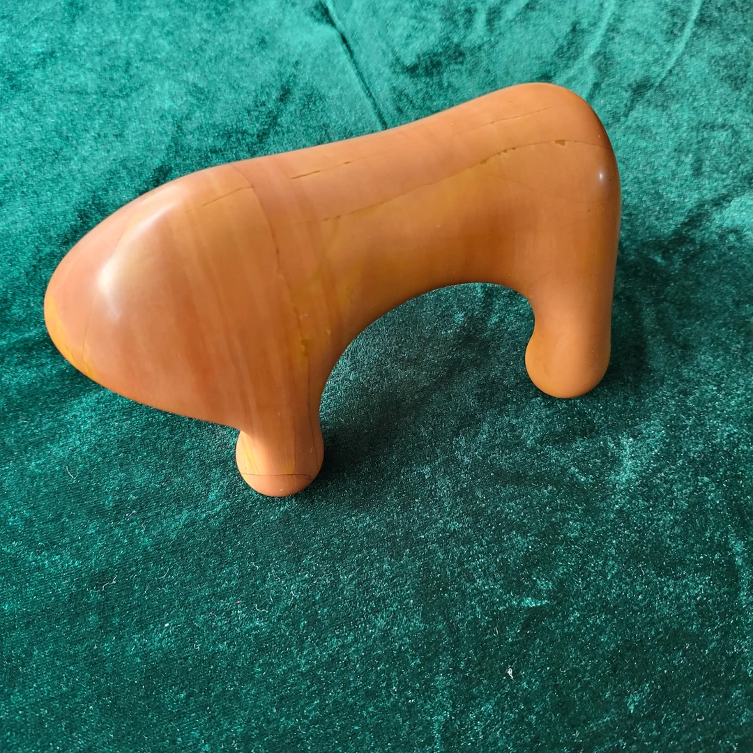 【砭石博物馆】泗水泗滨砭石按摩狗后背按摩