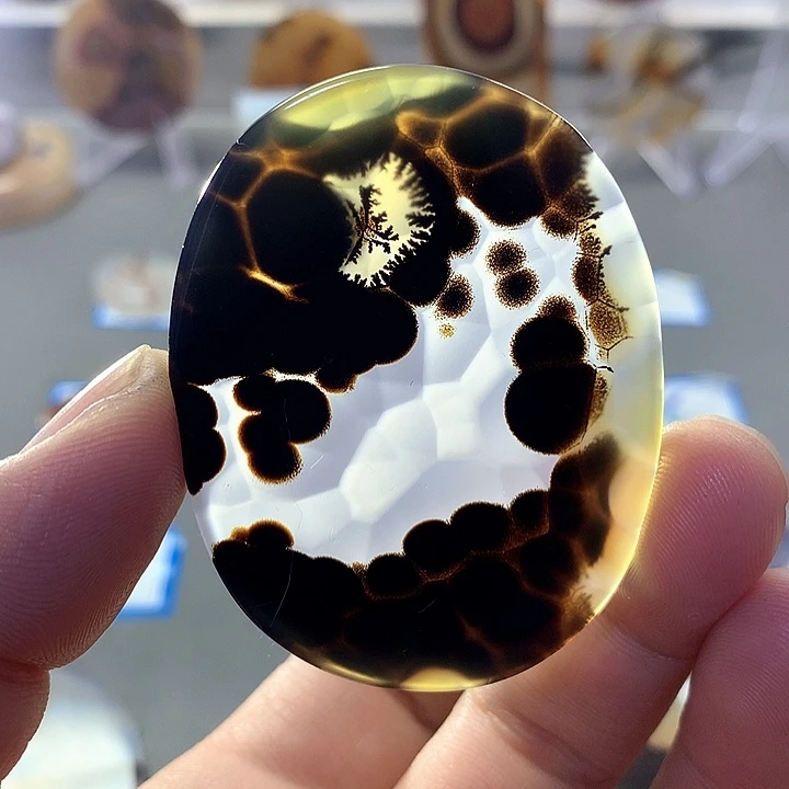 未镶嵌颈饰玛瑙/玉髓