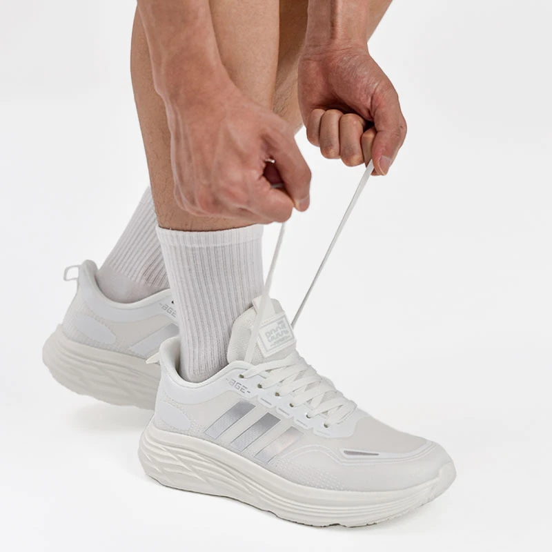 白色跑步鞋秋季新款网面透气小白鞋轻便软底缓震潮流百搭运动跑鞋