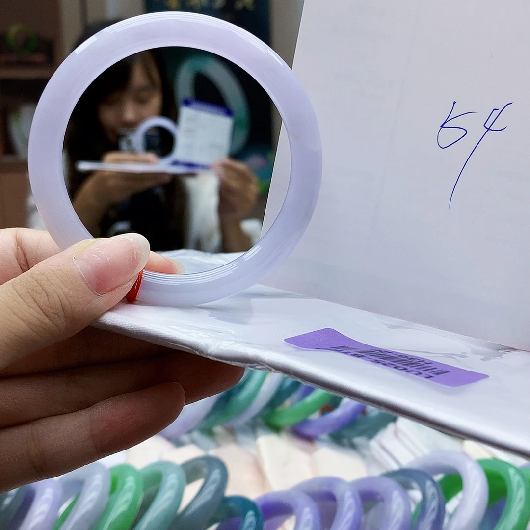 翡翠手镯未镶嵌r