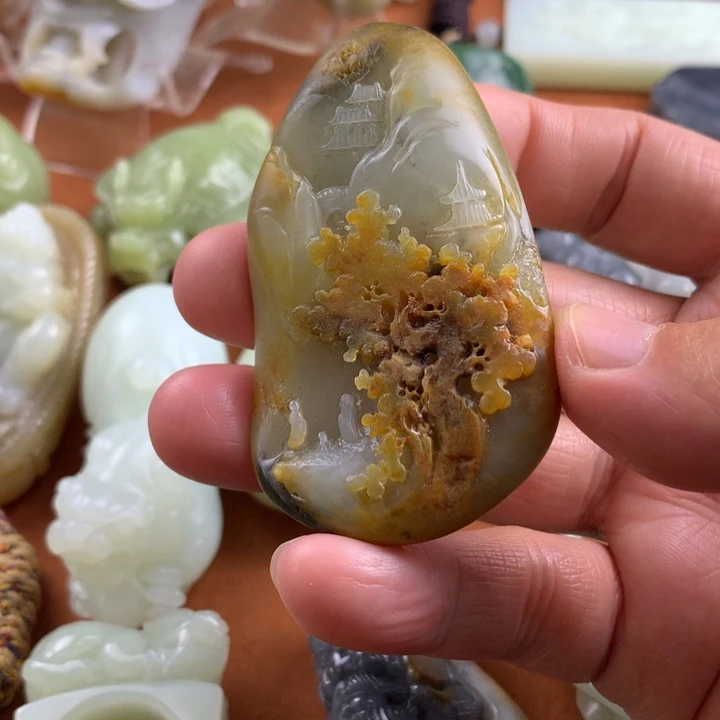 未镶嵌和田玉挂件