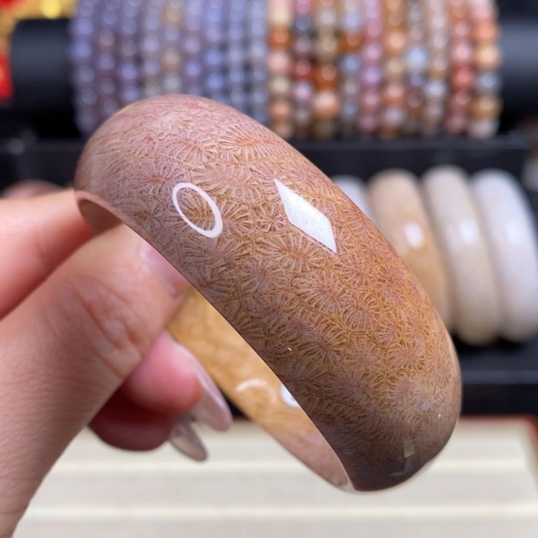 硅化玉手镯未镶嵌52.5圈彩虫蚊