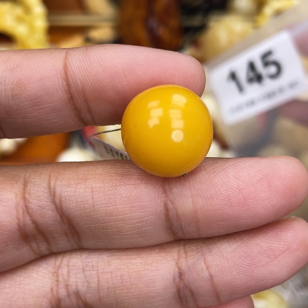 蜜蜡未镶嵌珠宝奇石16.5