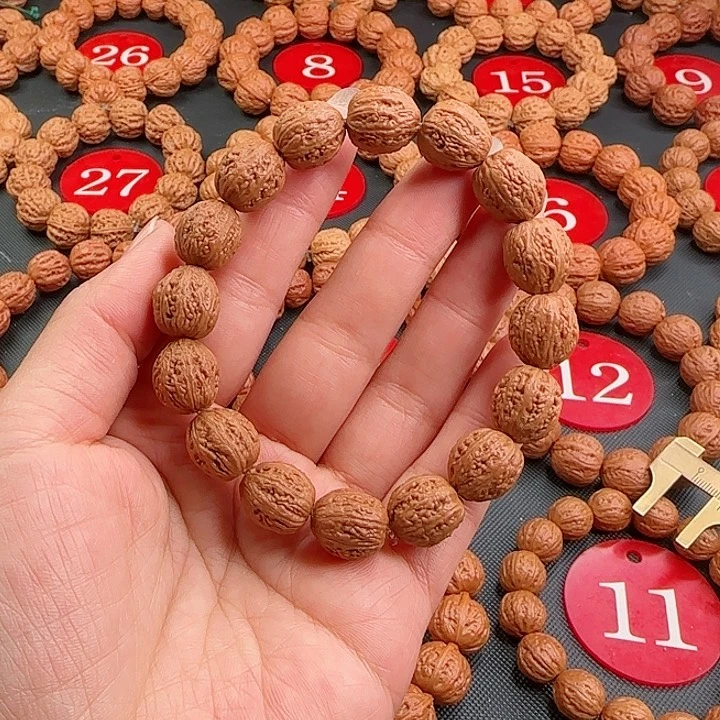 文玩核桃手串九*格满天星