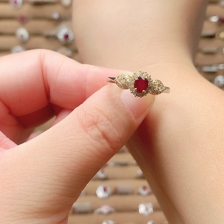 银S925镶嵌戒指红宝石