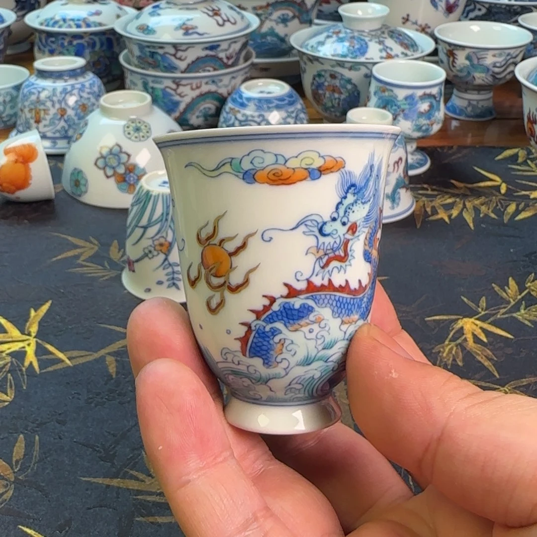 斗彩双龙戏珠闻香主人杯