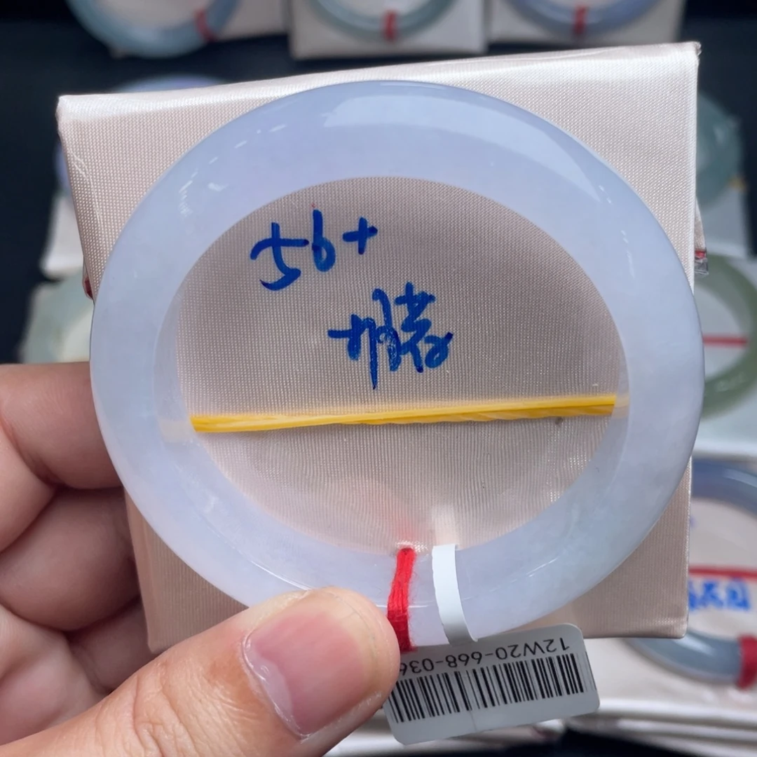 翡翠未镶嵌手镯翡翠手镯16