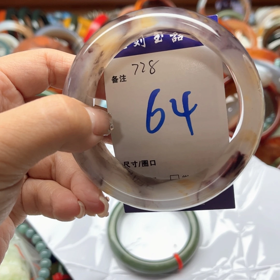 未镶嵌手镯石英岩玉