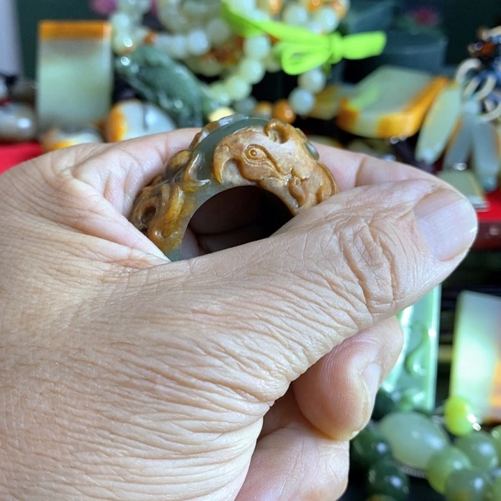 十***心和田玉（糖玉）未镶嵌珠宝奇石