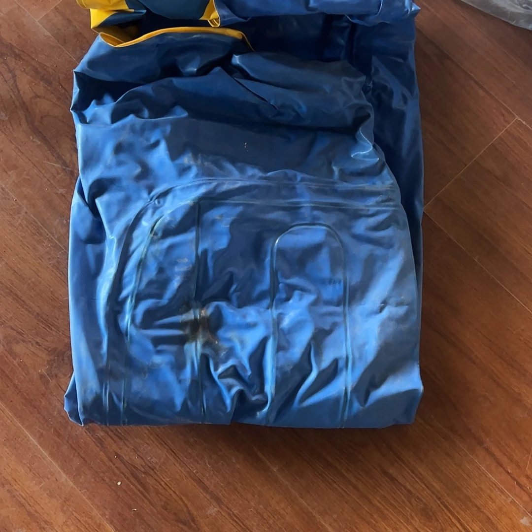 闪购25号链接橡皮船一只