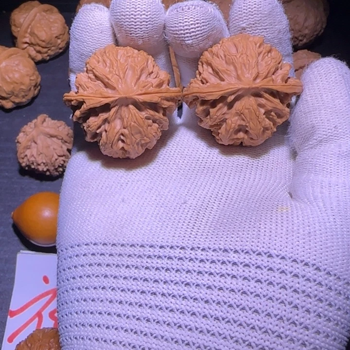 核桃苹果园核桃手把件