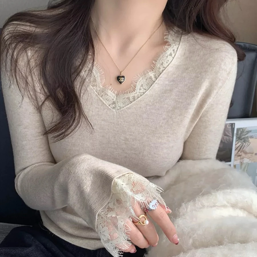 【TKPE】经典V领蕾丝拼接！女装秋冬修身显瘦长袖内搭打底针织衫