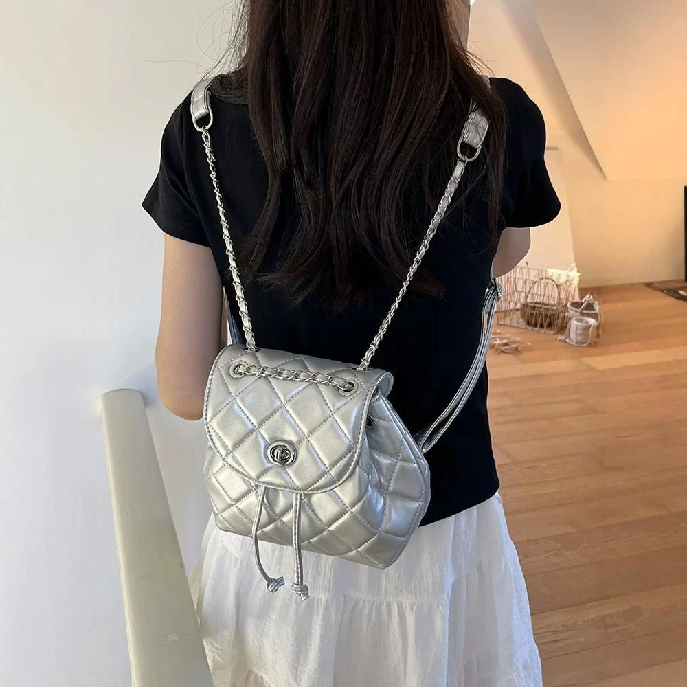 菱格双肩包女2025新款时尚轻便小巧出行链条小背包学生上课通勤包